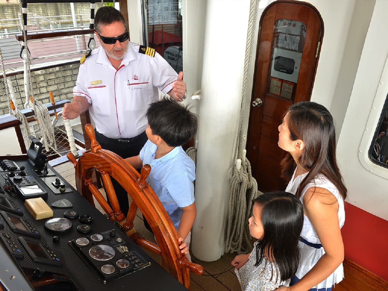 The Royal Albatross - Luxury Tall Ship Cruise Ticket - image 10